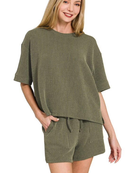 Zenana Outfitters Tops - Raised rib short sleeve tee & short set